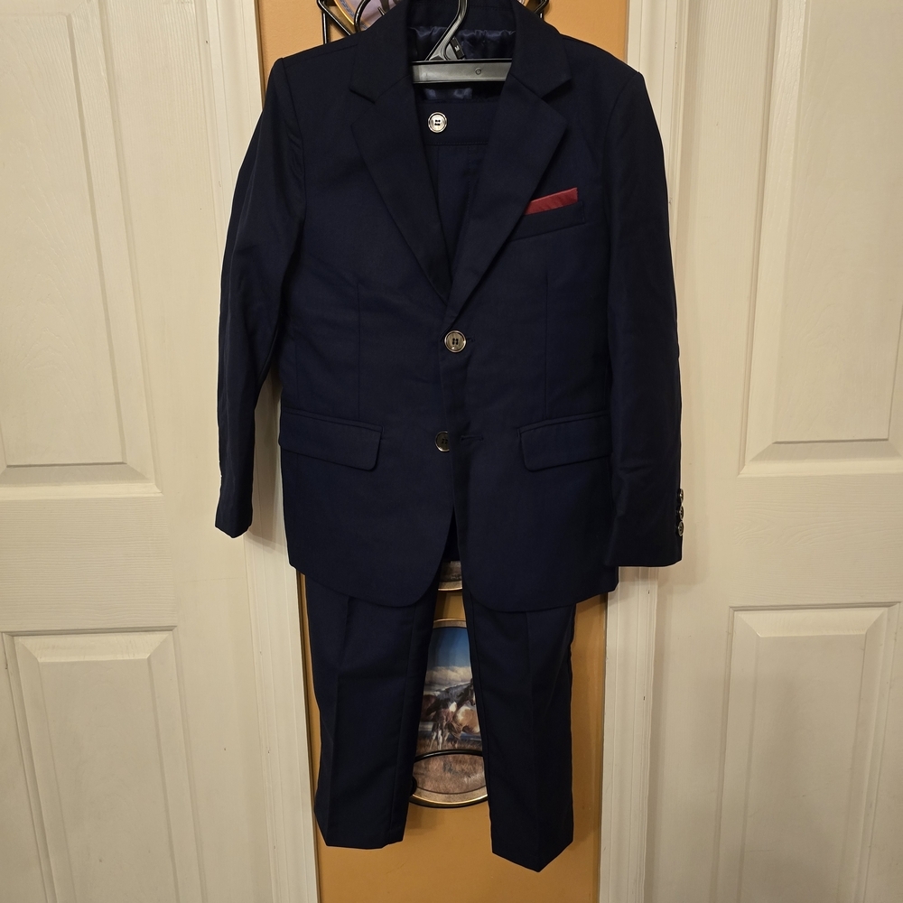 Source Unknown Kids Navy Suit with Red Pocket Accent